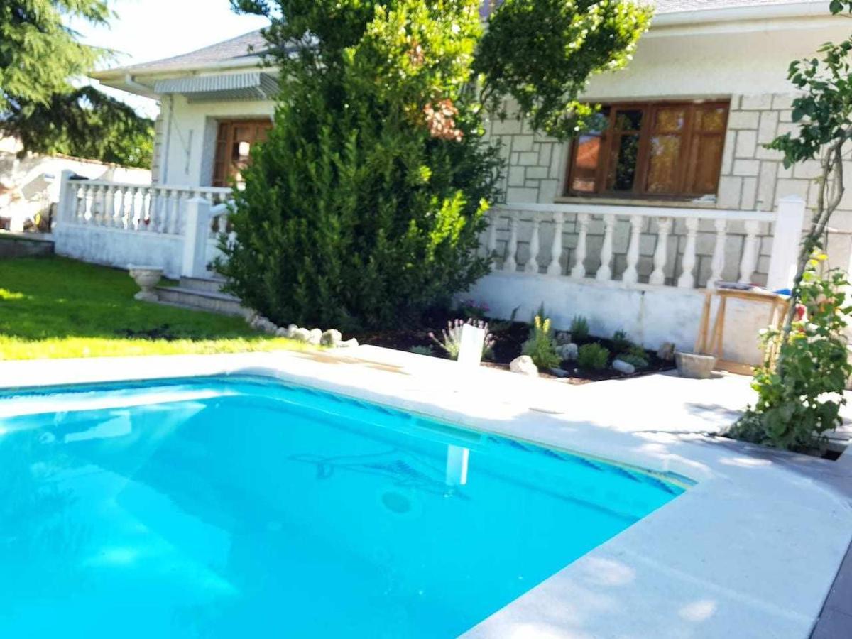 Casa De Campo Con Piscina 12 Personas Valladolid Buitenkant foto